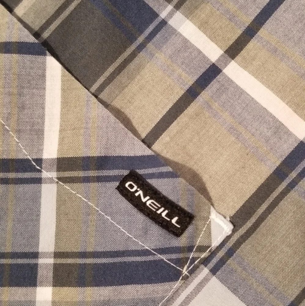 O'Neil button down shirt‎ med